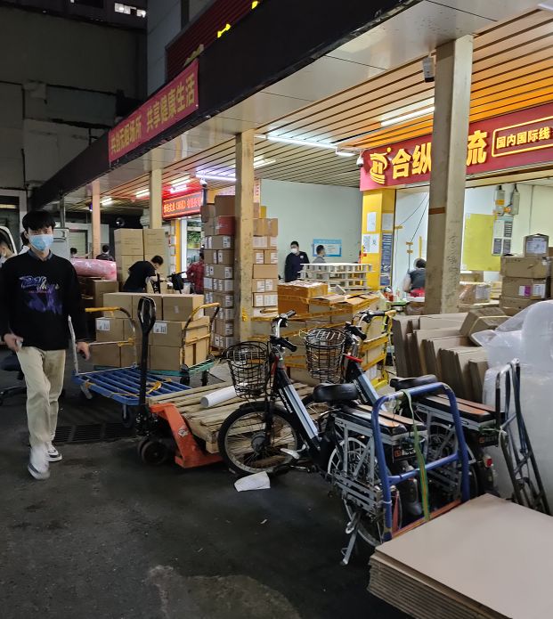 市场加速回暖+成本上涨 国产手机掀"涨价潮"