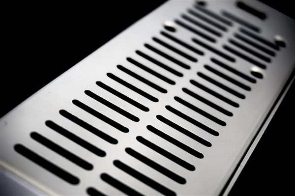 国产兆芯飞腾CPU、整机大促销：媲美i5的八核只需1999元