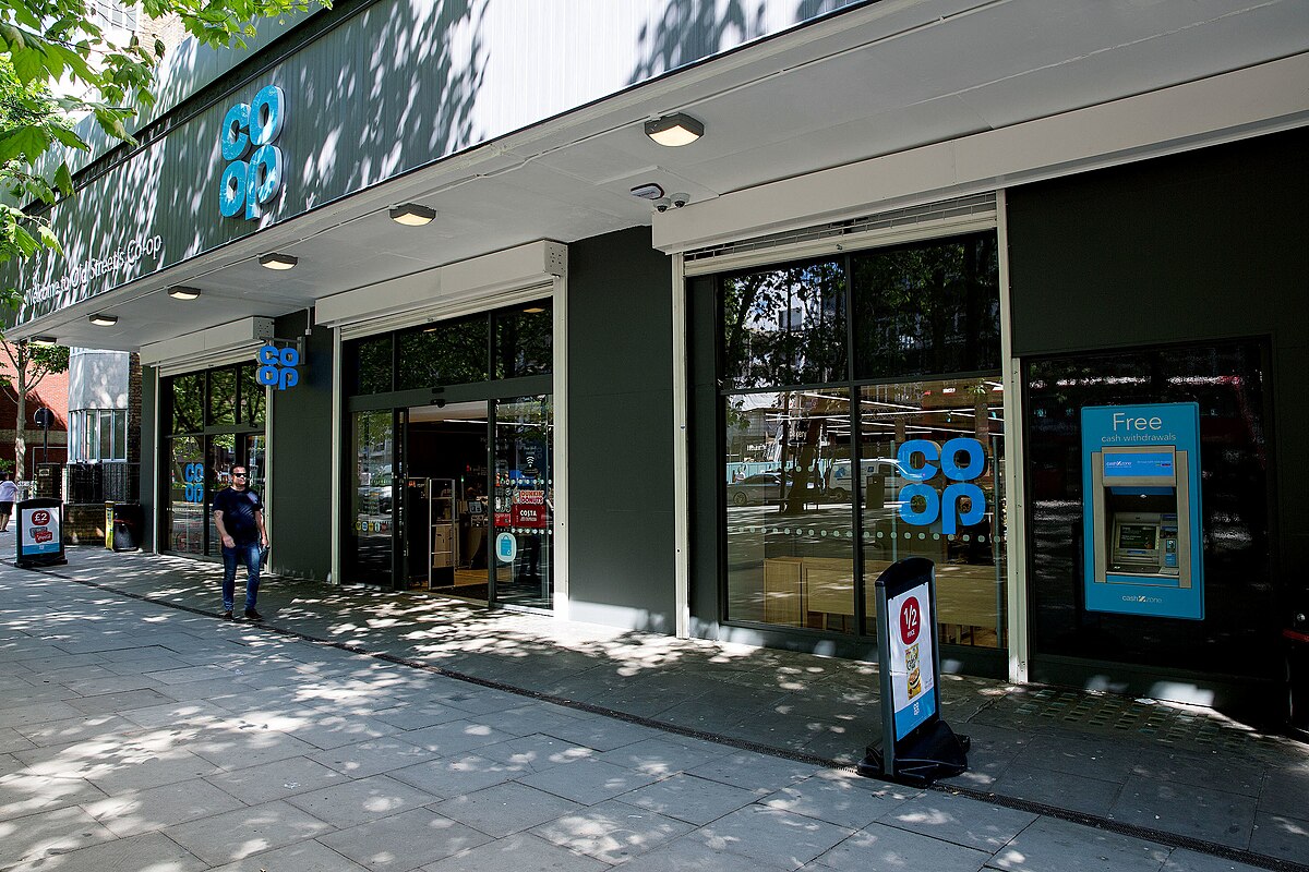 Co-op_Old_Street,_Shoreditch,_rebranding_launch_by_The_Co-operative_Group.jpg