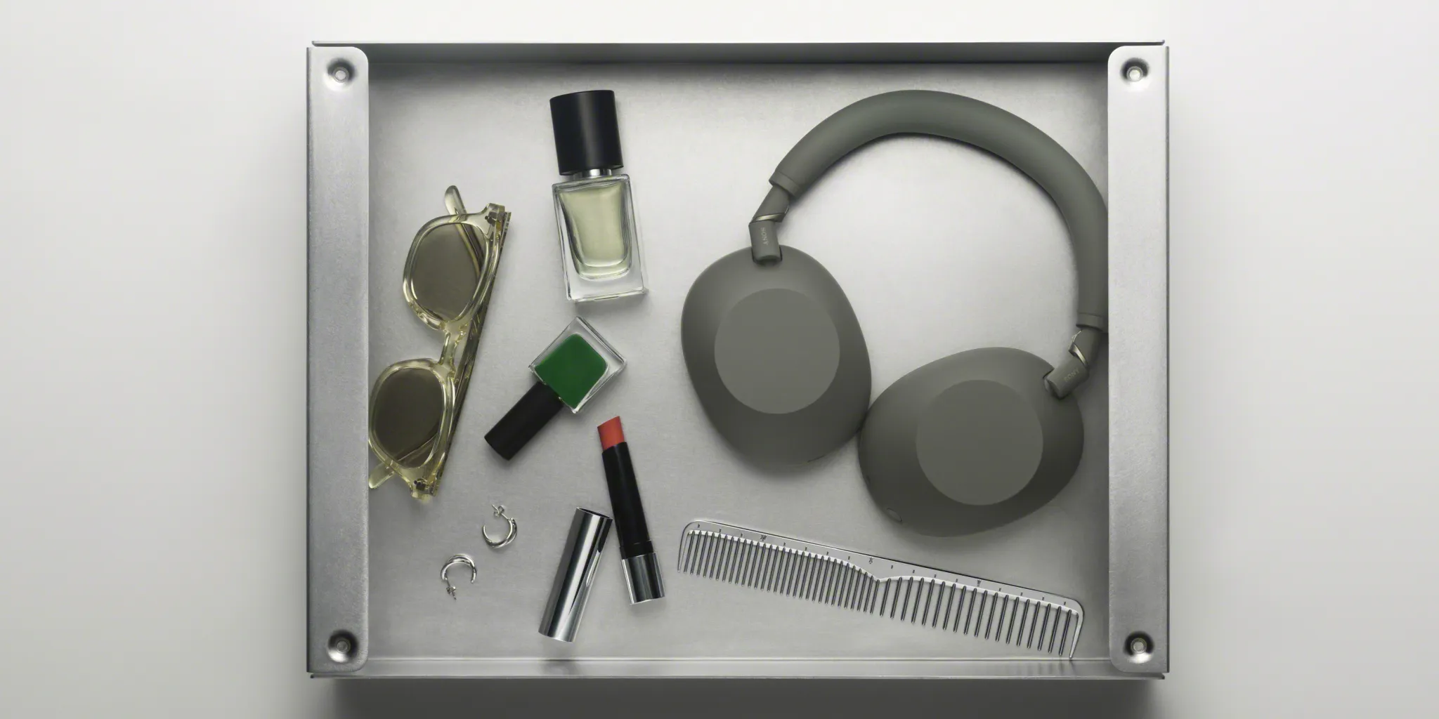 sony-wh-1000xm6-olive-gray-2.webp