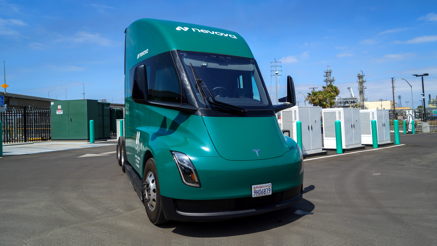 nevoya_etruck_herosocial.max-1440x810.png