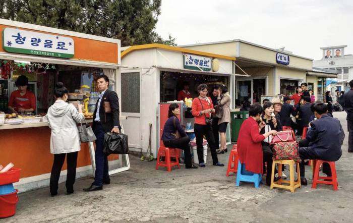 在B站成为梦中情人的朝鲜导游，并不想红