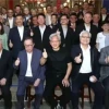 黄仁勋再摆兆元宴吐槽天气热 魏哲家幽默接梗出圈